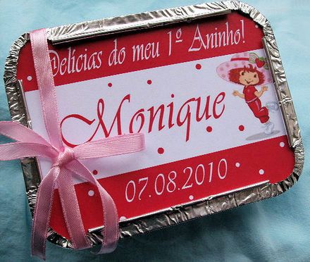 Marmitinha de alumínio personalizada cheia